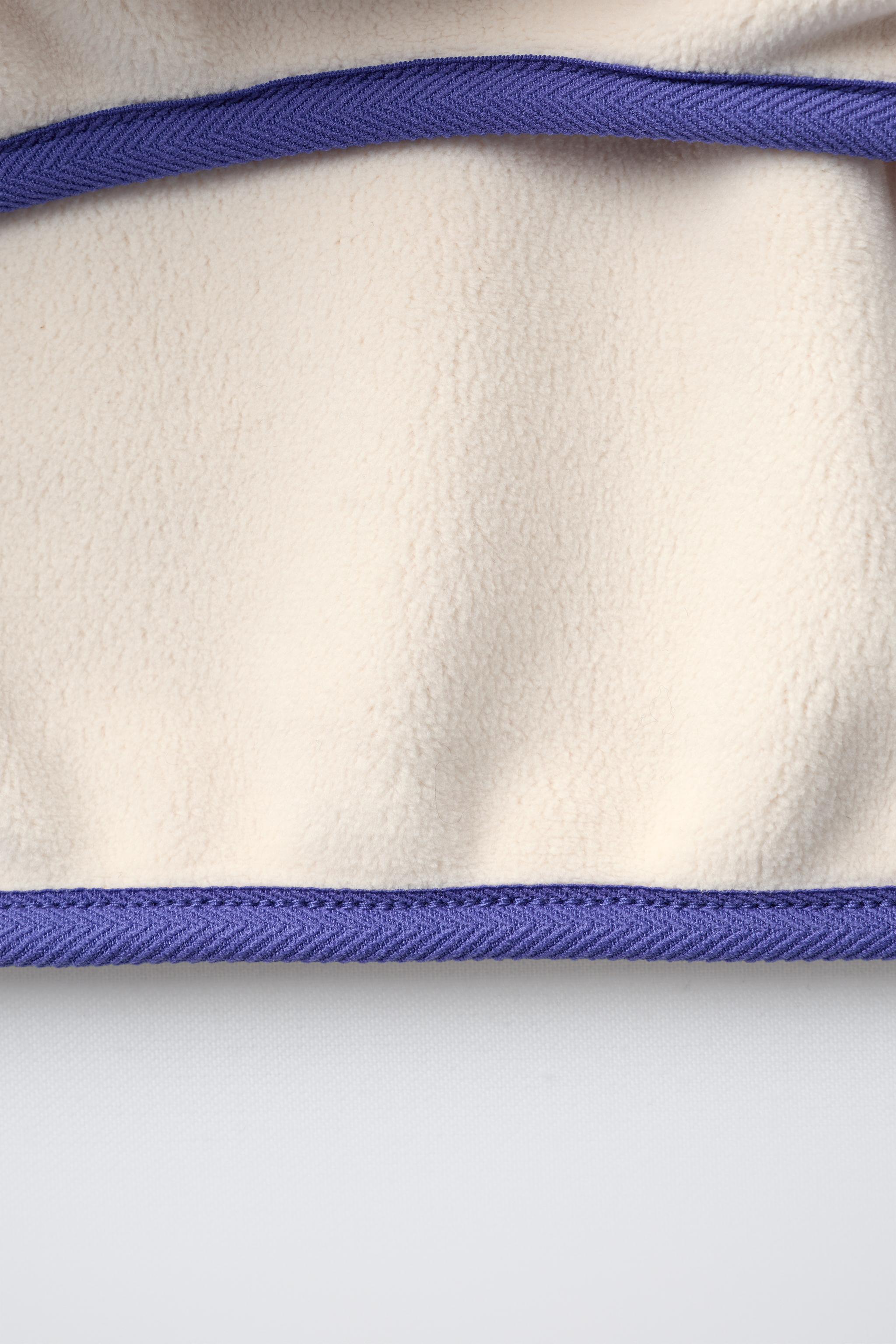 COLOR BLOCK LABEL POLAR FLEECE SWEATSHIRT